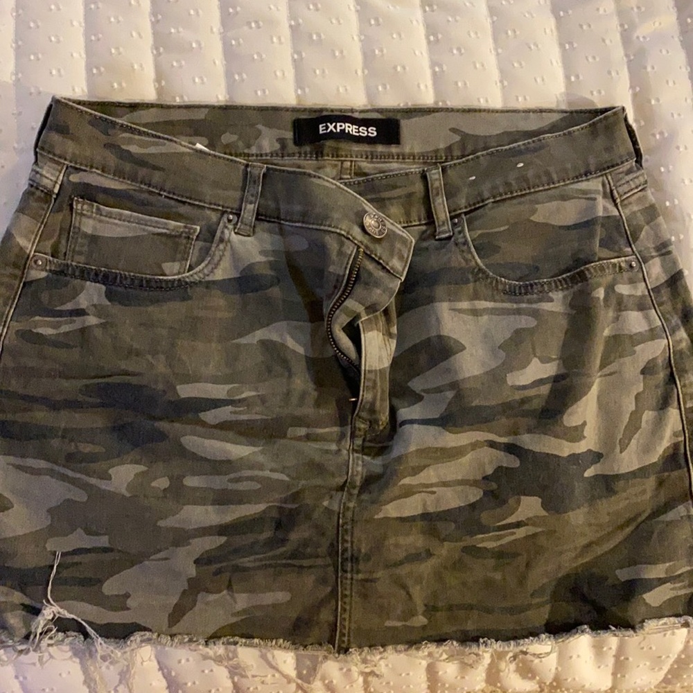 Express Camo Mini Skirt